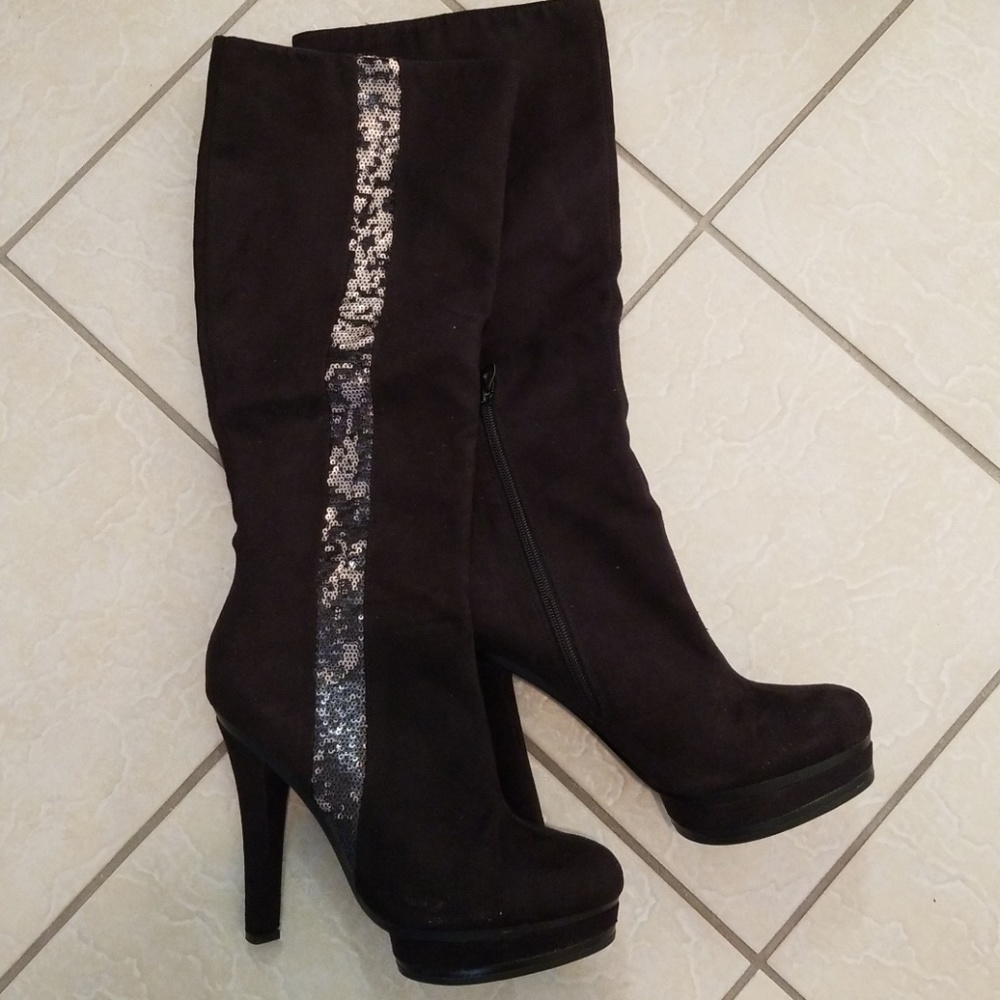 Jennifer Lopez suede w/sequins inside zip*Firm